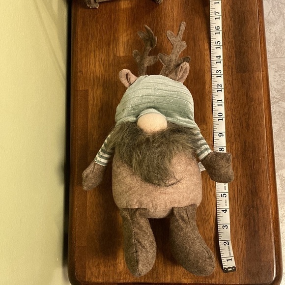 NEW WOODLAND COTTAGE FELTED REINDEER CHRISTMAS GNOME with Beanbag Bottom - Picture 9 of 9
